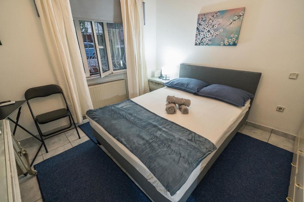 Marina Apartment Piraeus Buitenkant foto